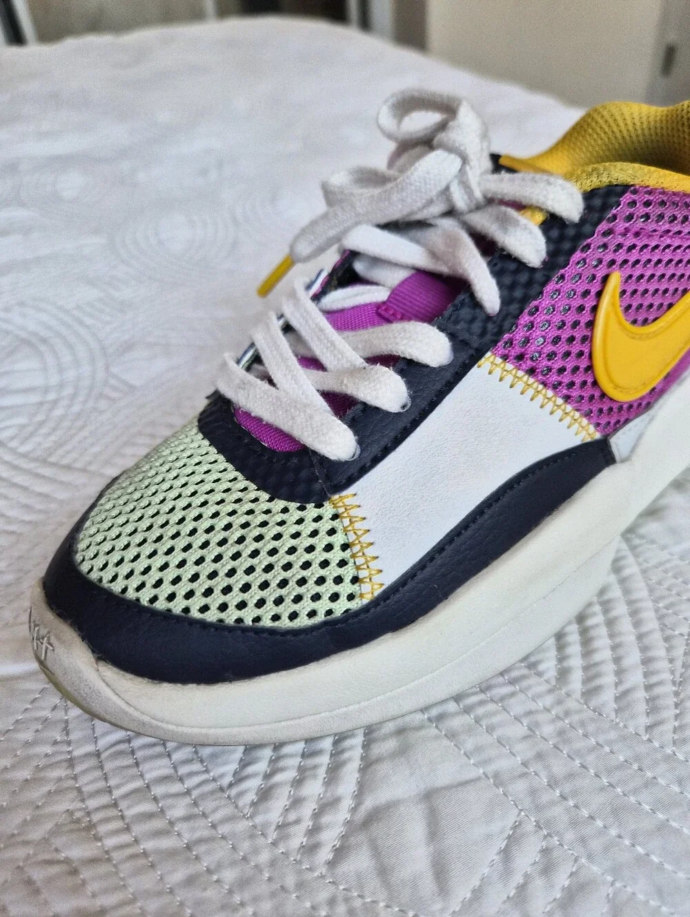 VGUC Nike Ja 1 SE Camp Ja Basketball Shoes size 1 University Gold Hyper Violet